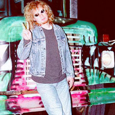 Dave and Party Bus XXX