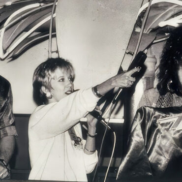 Dayna-Steele-and-Bon-Jovi