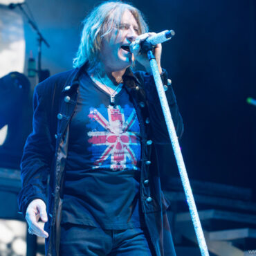 Def-Leppard-2012-002