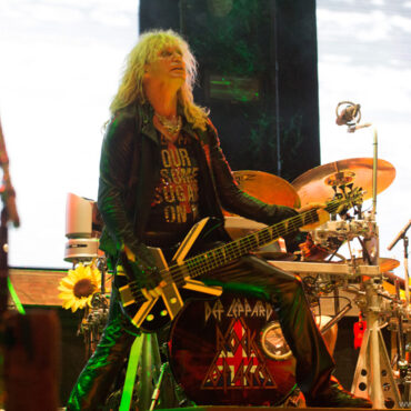 Def-Leppard-2012-003