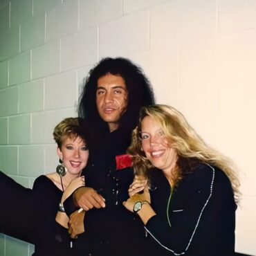 gene-simmons-dayna-steele